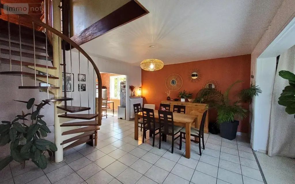 Maison a vendre Carhaix-Plouguer 29270 Finistère 29 109 m2 6 pièces 189840 euros 29066-3828 009