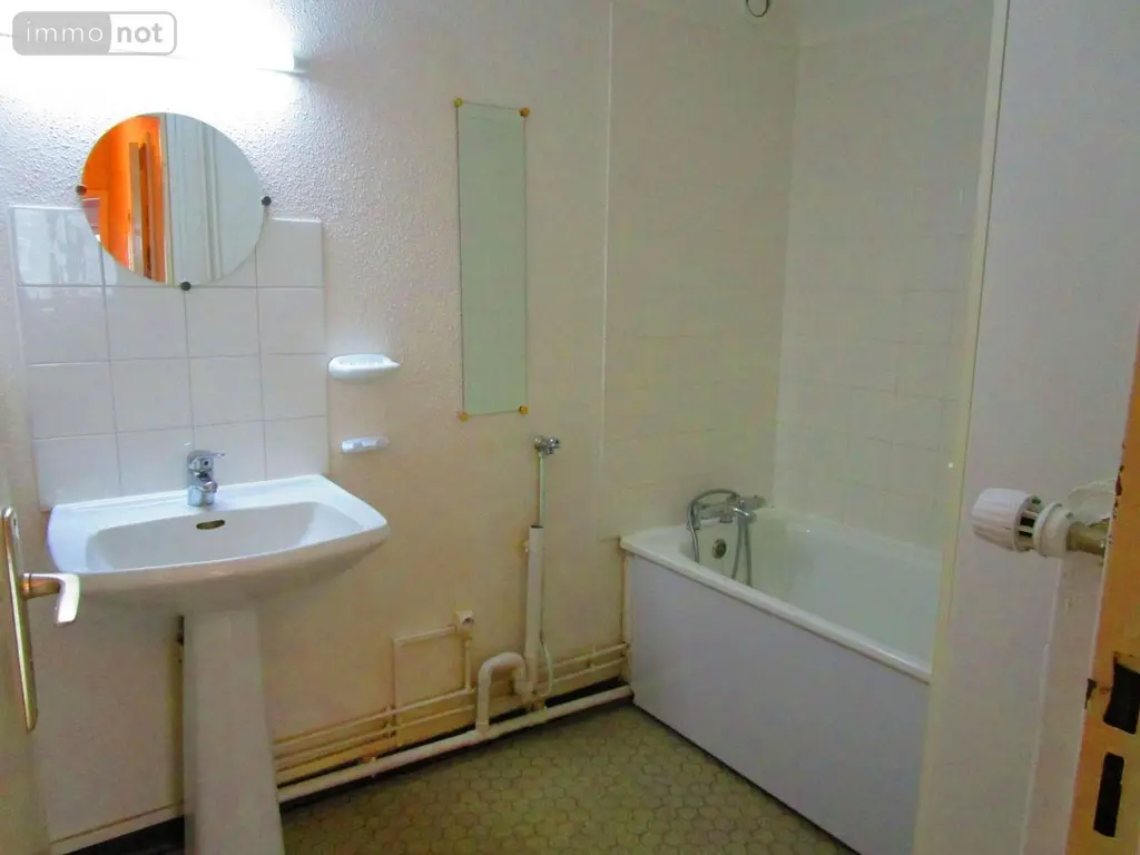 Location appartement Saint-Memmie 51470 Marne 51 67 m2 665 euros 51084-L659 003