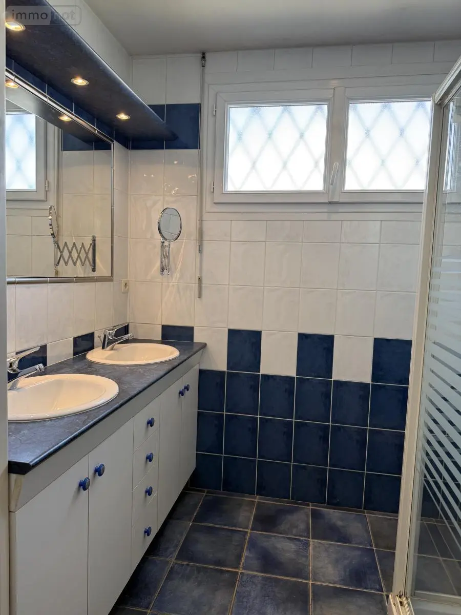 Maison a vendre Cholet 49300 Maine-et-Loire 49 110 m2 5 pièces 251520 euros 49058-1583 010