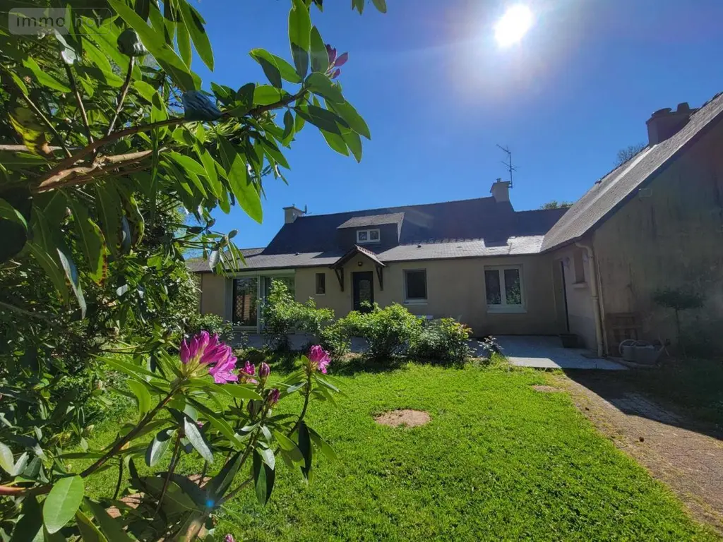 Maison a vendre Saint-Hernin 29270 Finistère 29 207 m2 9 pièces 250364 euros 56071-2586 002
