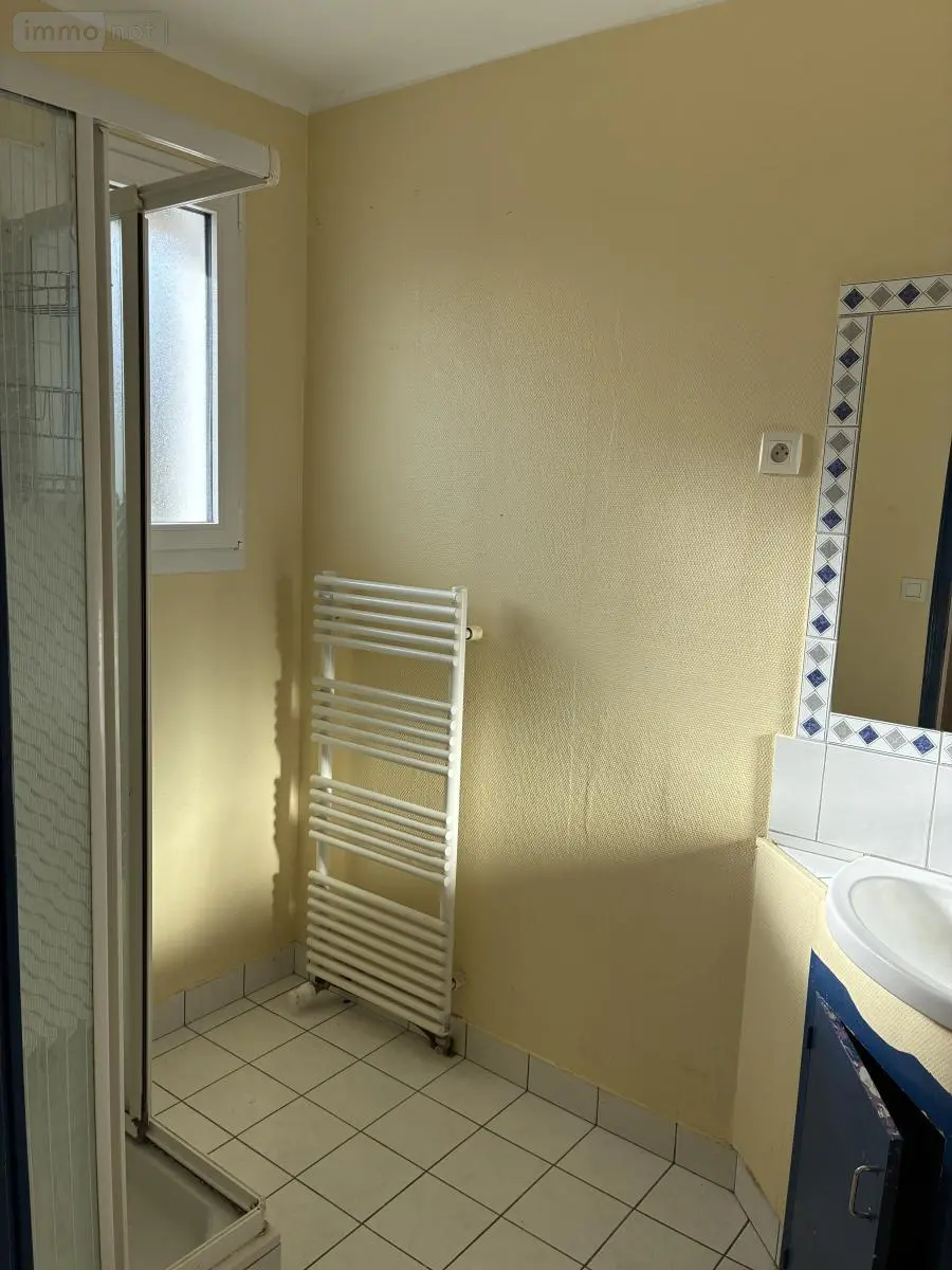 Maison a vendre Montsûrs 53150 Mayenne 53 135 m2 146000 euros 53004-1367 011