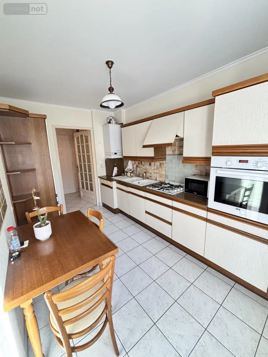 Appartement a vendre Bourges 18000 Cher 18 77 m2 3 pièces 171400 euros 18004-4243 004