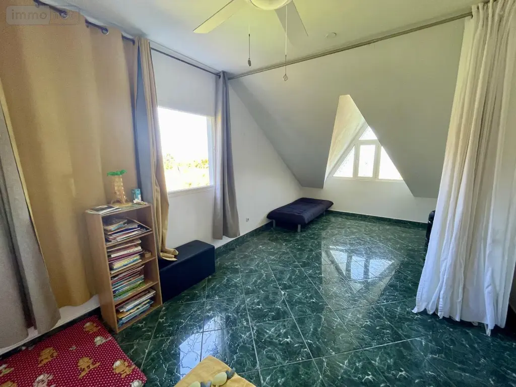Appartement a vendre Saint-Paul 97460 La Réunion 974 132 m2 4 pièces 335900 euros 97409-272 009