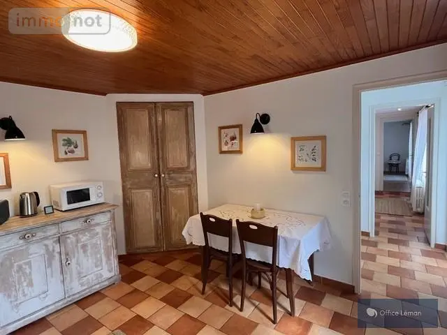 Immeuble de rapport a vendre Challex 01630 Ain 01 140 m2 584000 euros 01047-857 021