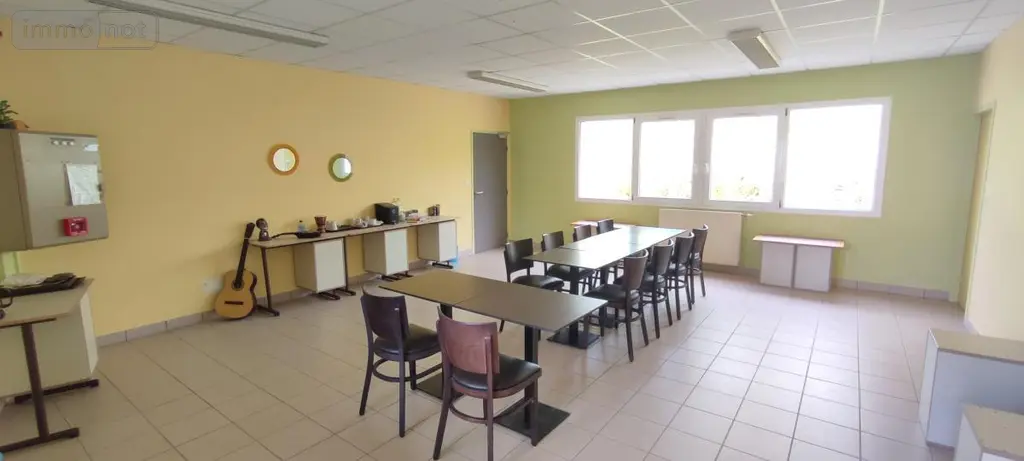 Immeuble de rapport a vendre Marigné-Laillé 72220 Sarthe 72 1557 m2 928372 euros 72010-1803 009