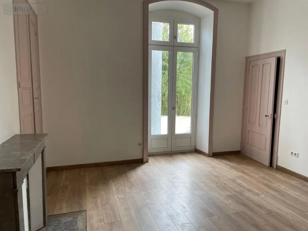 Location appartement Dole 39100 Jura 39 150 m2 4 pièces 1070 euros 39033-L625 003