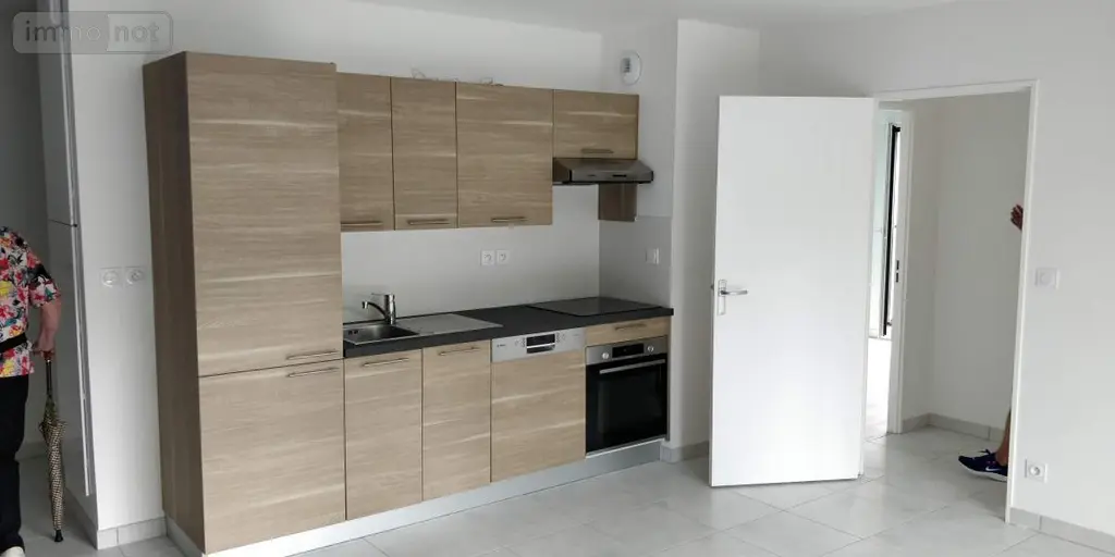 Location appartement Dol-de-Bretagne 35120 Ille-et-Vilaine 35 61 m2 3 pièces 780 euros 35130-L320 003