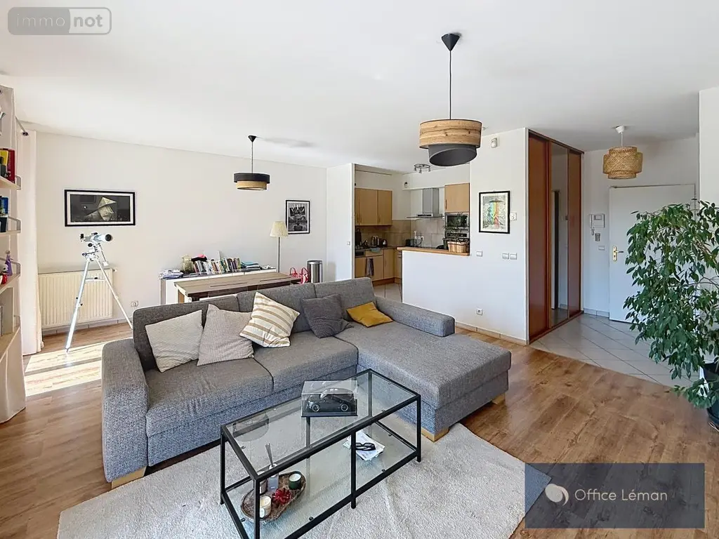 Appartement a vendre Divonne-les-Bains 01220 Ain 01 91 m2 4 pièces 585000 euros 01047-860 009