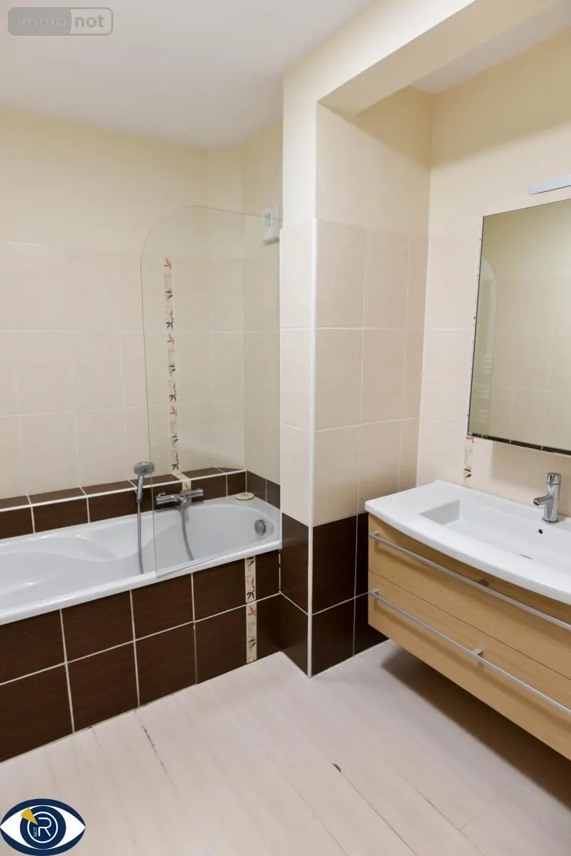 Appartement a vendre Laval 53000 Mayenne 53 75 m2 4 pièces 171600 euros 53004-1298 005