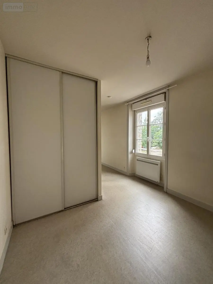 Location appartement Rennes 35000 Ille-et-Vilaine 35 24 m2 1 pièce 420 euros 35018-L1311 006