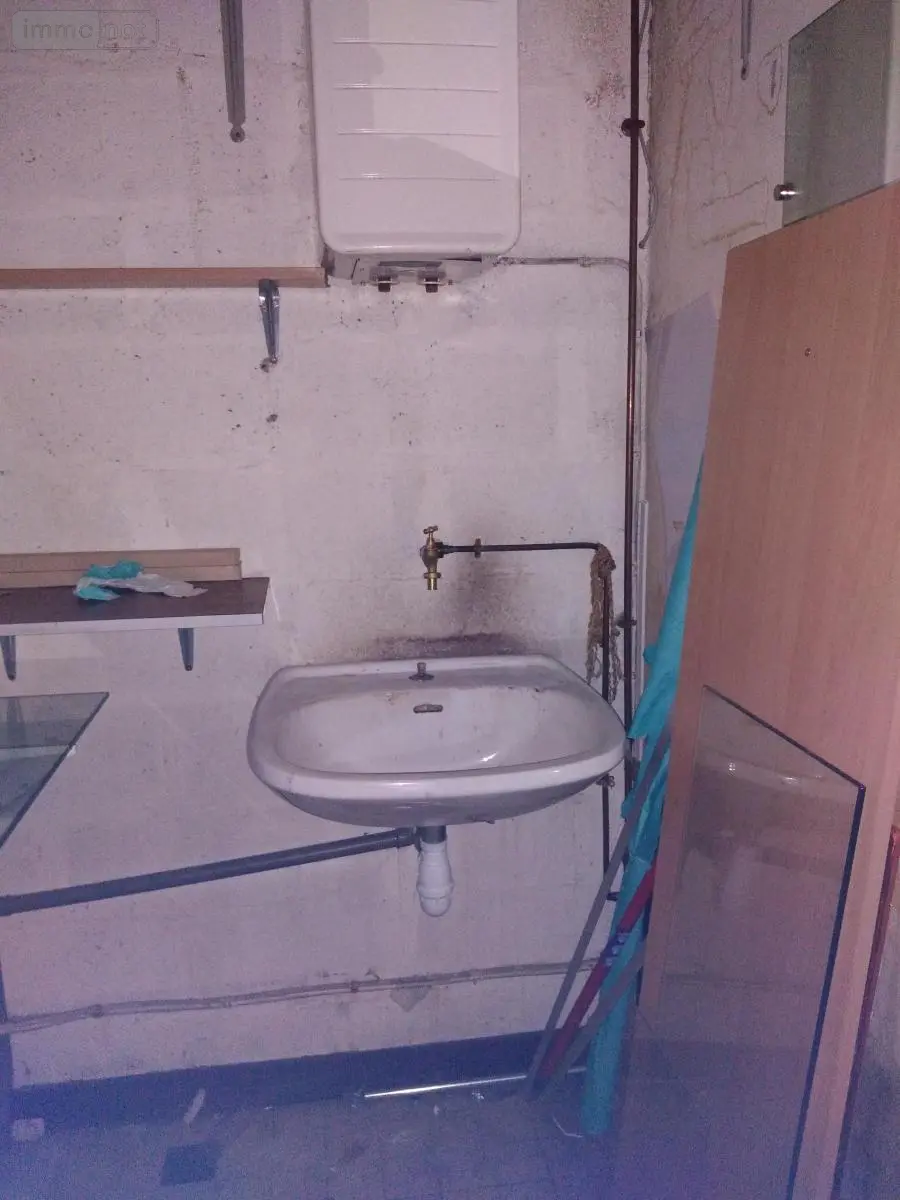 Location fonds et murs commerciaux Cambrai 59400 Nord 59 35 m2 450 euros 59085-L484 005