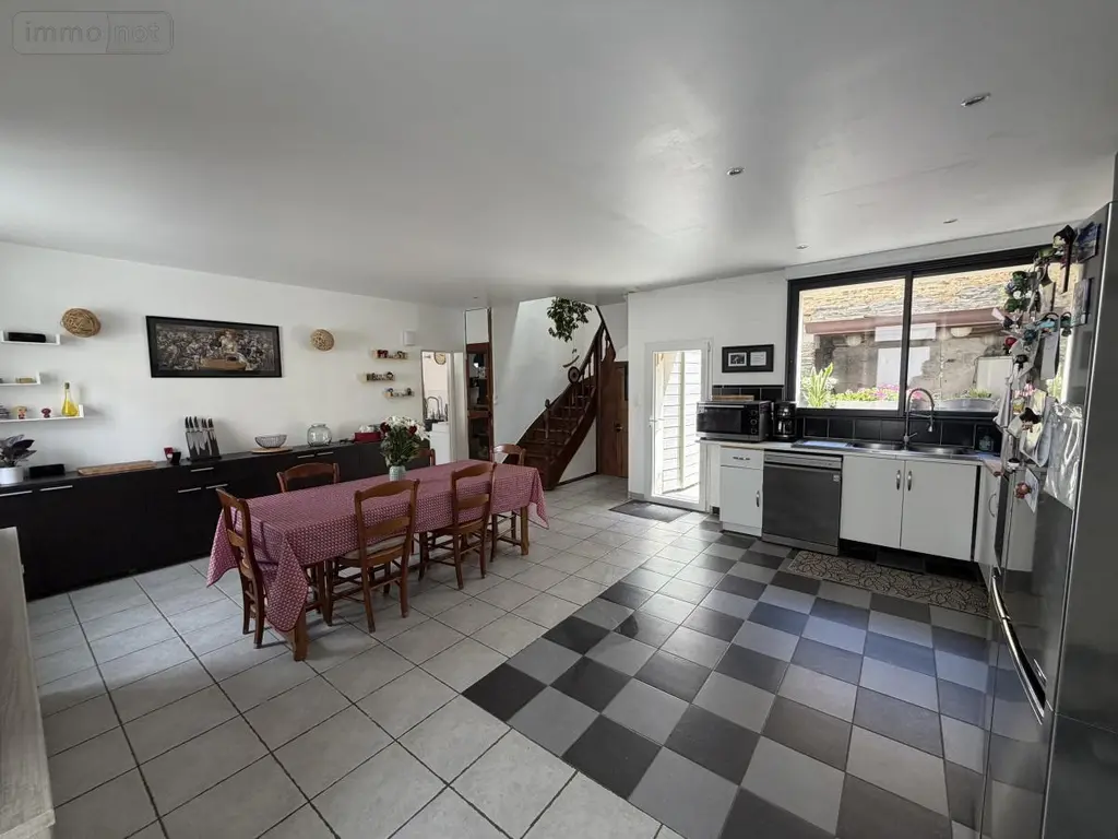 Maison a vendre La Pouëze 49370 Maine-et-Loire 49 168 m2 7 pièces 214840 euros 49098-1424 005