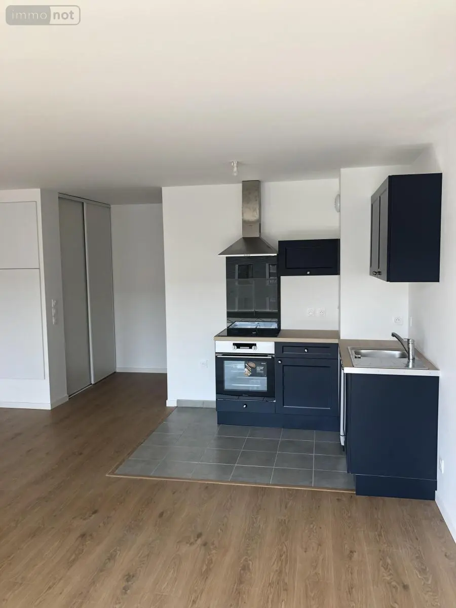 Location appartement Amiens 80000 Somme 80 73 m2 3 pièces 1015 euros 80011-L989 002