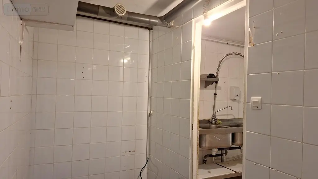 Fonds et murs commerciaux a vendre Pont-de-Vaux 01190 Ain 01 130 m2 95000 euros 01018-439 007