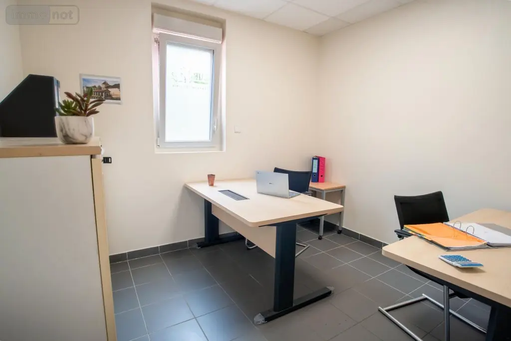 Fonds et murs commerciaux a vendre Auxerre 89000 Yonne 89 865 m2 499000 euros 02002-334 010