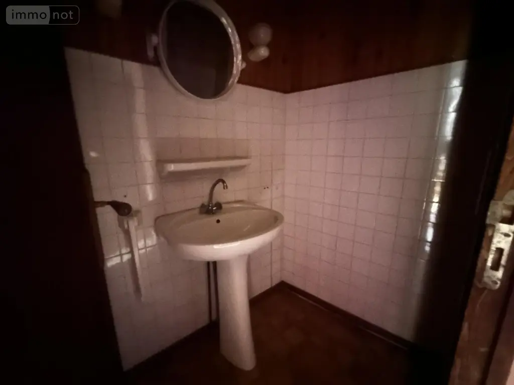 Maison a vendre Coren 15100 Cantal 15 200 m2 82680 euros 15046-88 010