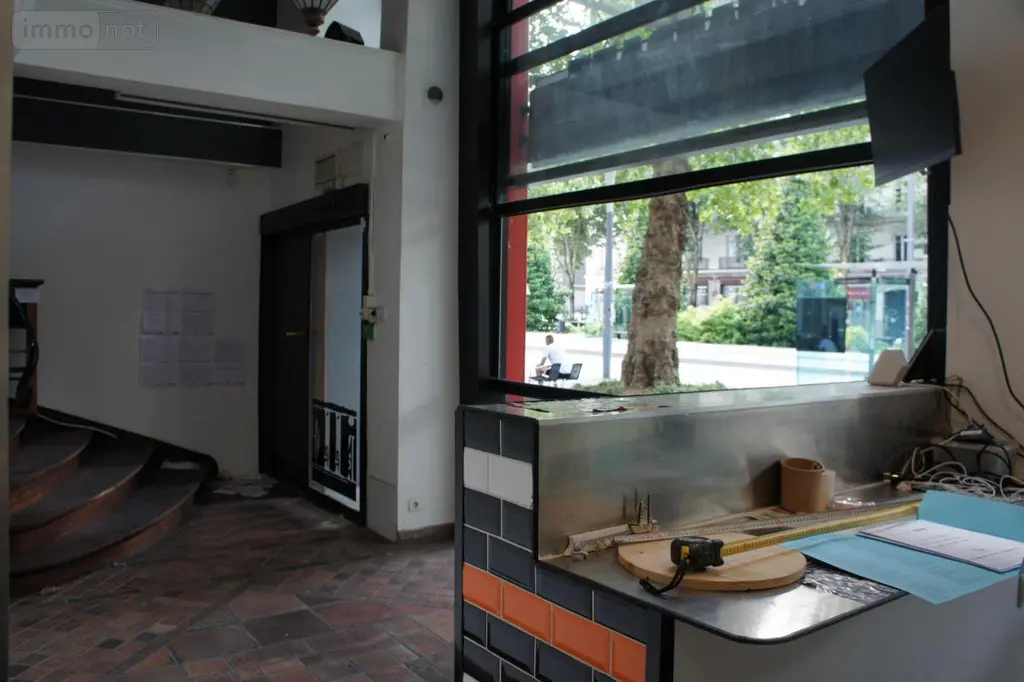 Location fonds et murs commerciaux Nantes 44000 Loire-Atlantique 44 115 m2 2800 euros 35056-L7 009