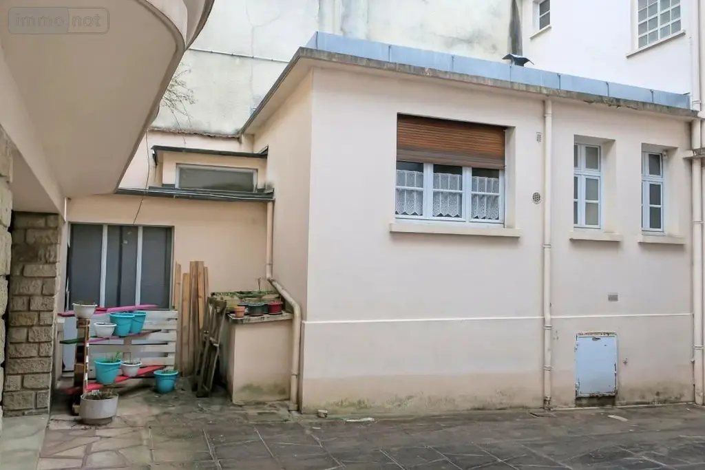 Immeuble de rapport a vendre Bourges 18000 Cher 18 244 m2 343200 euros 18005-1665 017