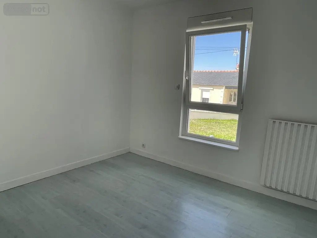 Location maison Saint-Malo 35400 Ille-et-Vilaine 35 88 m2 5 pièces 1100 euros 35104-L133 007