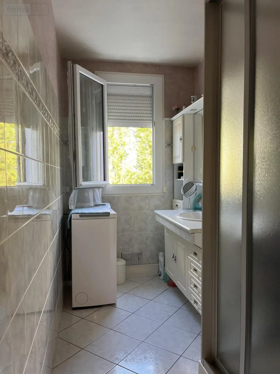 Location appartement Laval 53000 Mayenne 53 76 m2 4 pièces 775 euros 53003-L28 006
