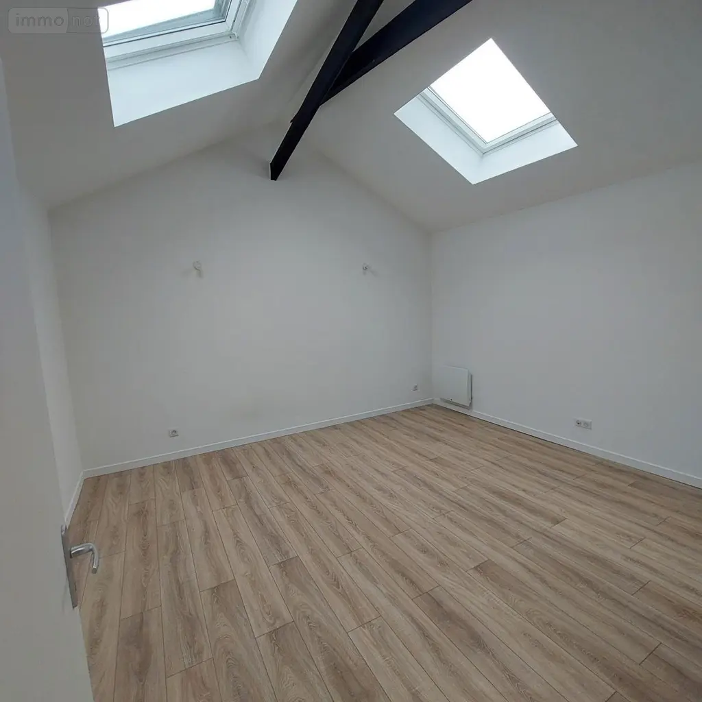 Location appartement Reims 51100 Marne 51 120 m2 990 euros 51046-L600 015