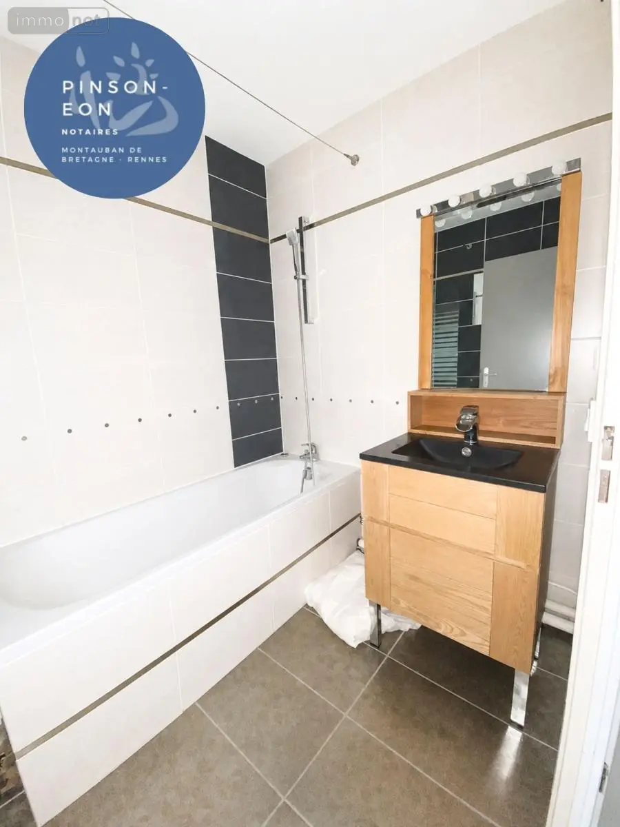 Appartement a vendre Rennes 35000 Ille-et-Vilaine 35 46 m2 2 pièces 292768 euros 35056-1680 005