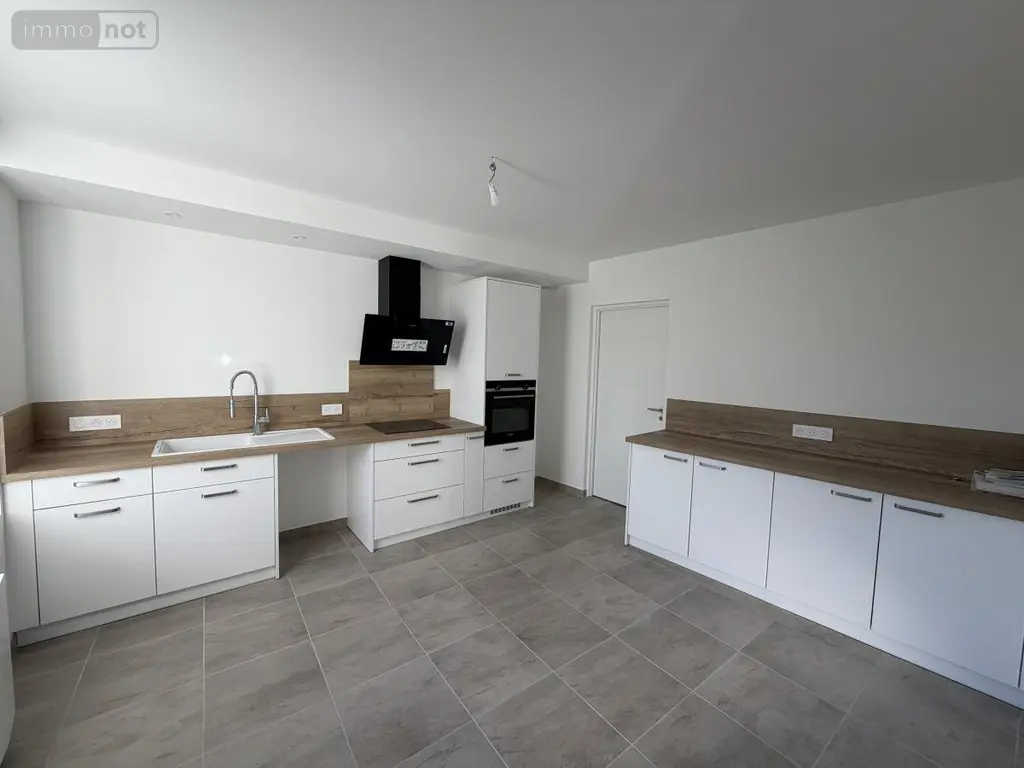 Location maison Saint-Just-d'Ardèche 07700 Ardèche 07 117 m2 5 pièces 920 euros 26060-L126 003