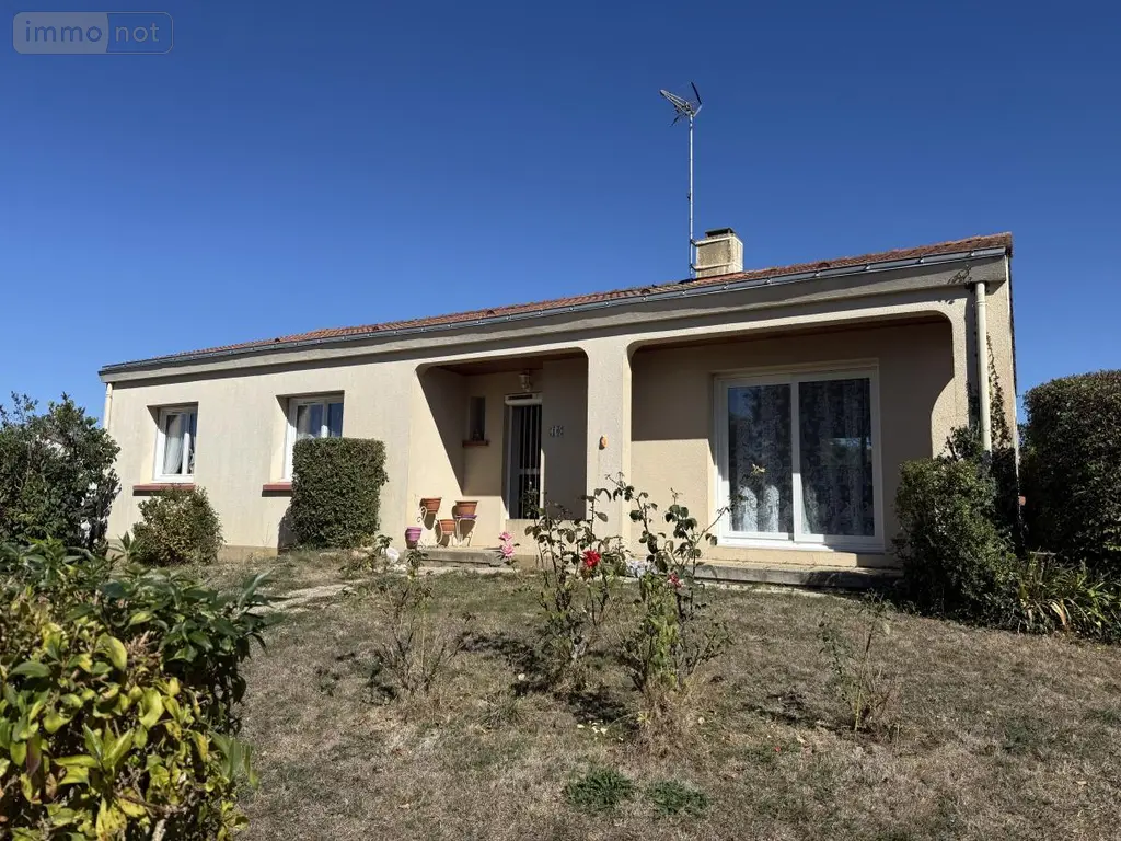 Maison a vendre La Jubaudière 49510 Maine-et-Loire 49 114 m2 5 pièces 199120 euros 49058-1598 015