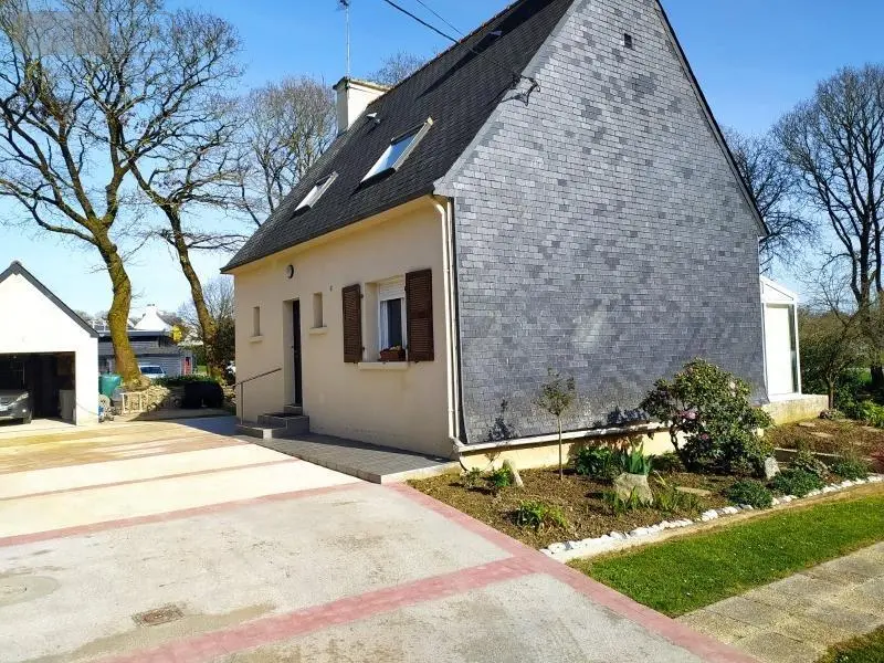 Maison a vendre Carhaix-Plouguer 29270 Finistère 29 88 m2 6 pièces 178500 euros 29066-3924 013