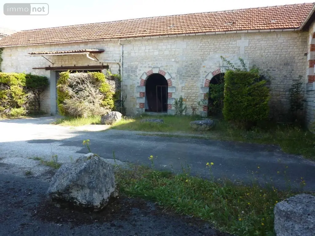 Maison a vendre Jonzac 17500 Charente-Maritime 17 531 m2 20 pièces 772500 euros 1910 013