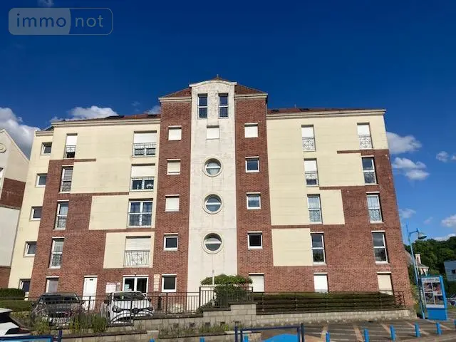 Location garage et parking Saint-Laurent-Blangy 62223 Pas-de-Calais 62 11 m2 50 euros 62130-L718 002
