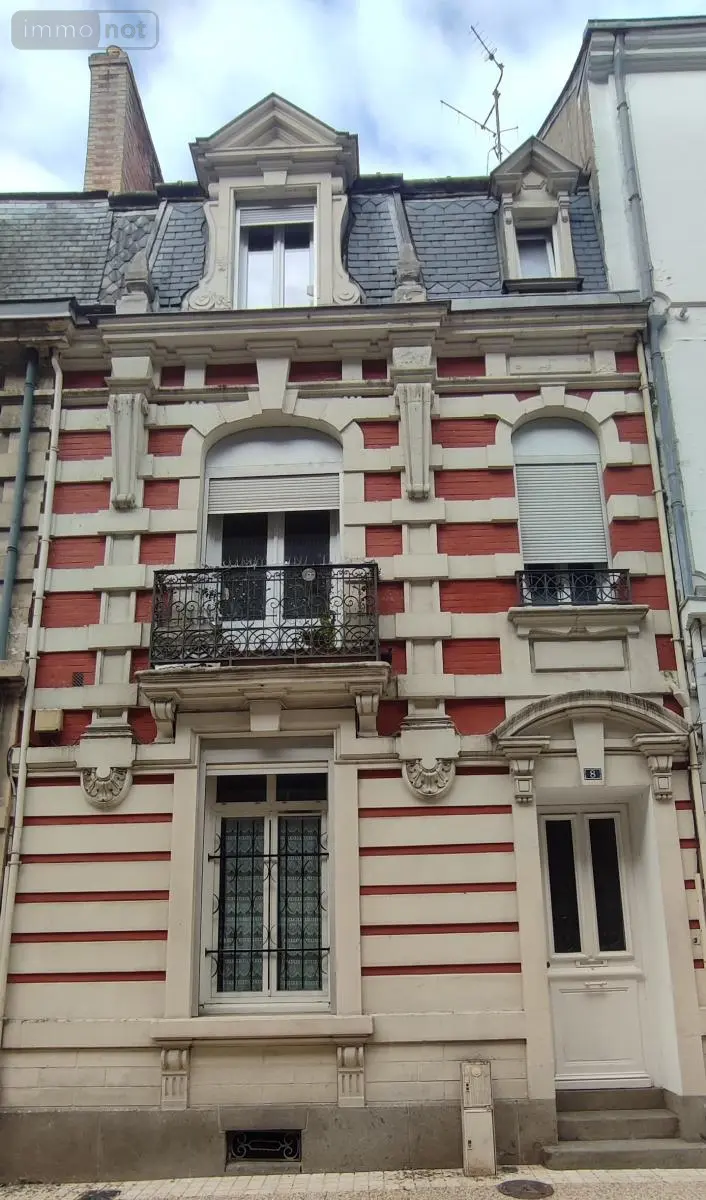 Immeuble de rapport a vendre Le Mans 72000 Sarthe 72 128 m2 227972 euros 72010-1946 001