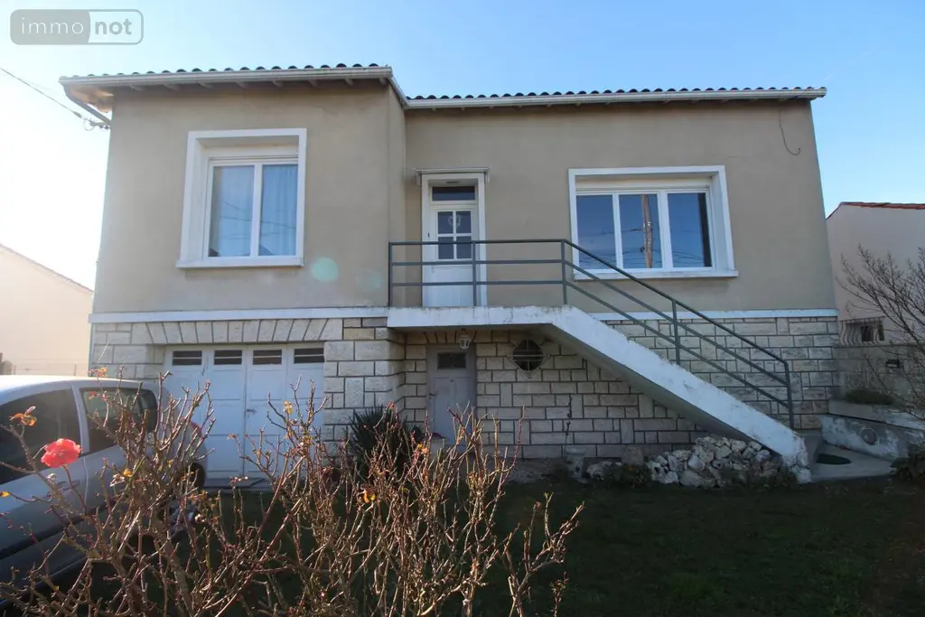 Maison a vendre Saintes 17100 Charente-Maritime 17 135 m2 6 pièces 344000 euros 17111-631 035