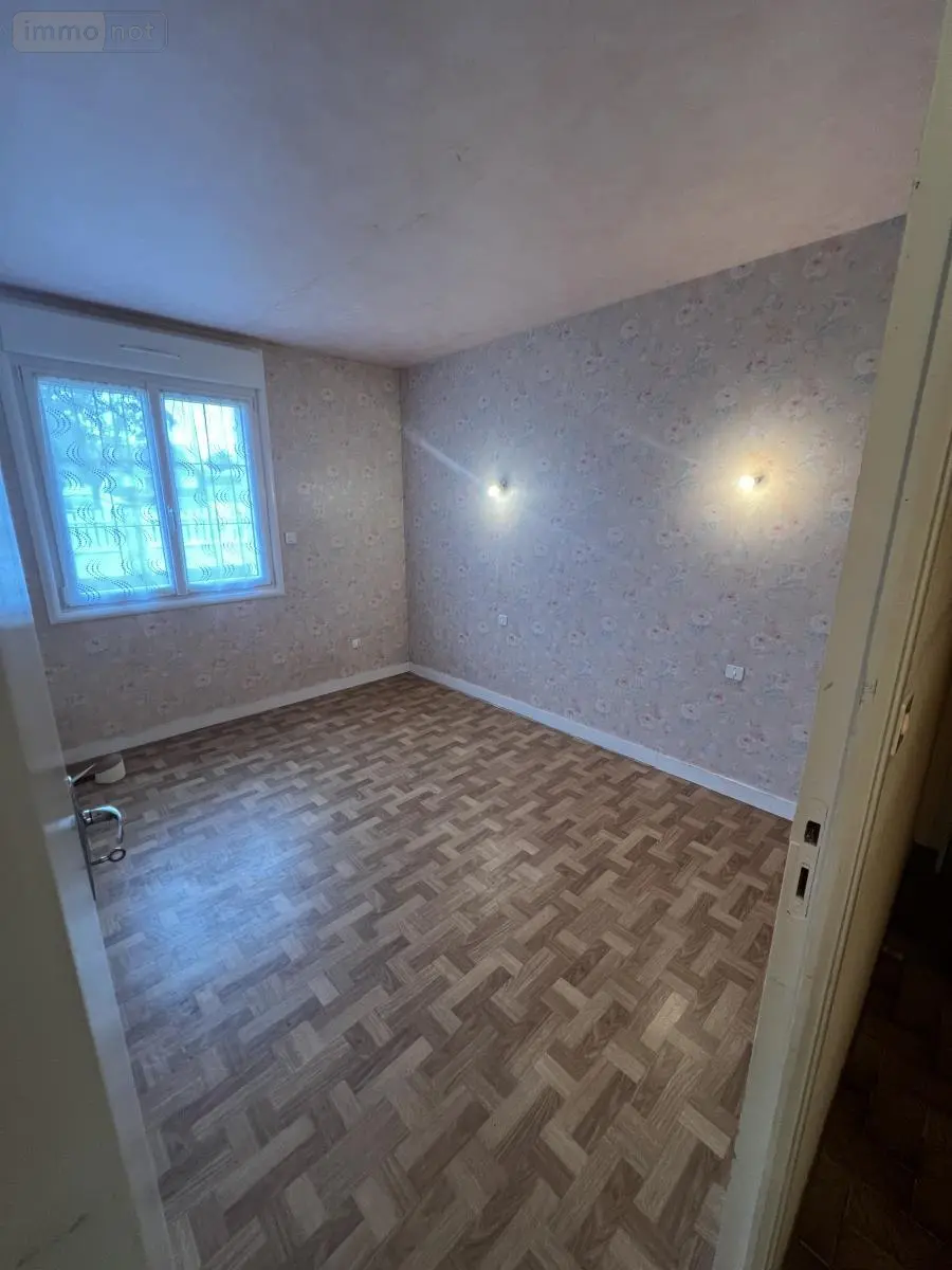 Maison a vendre Meslay-du-Maine 53170 Mayenne 53 94 m2 168200 euros 53018-1850 015