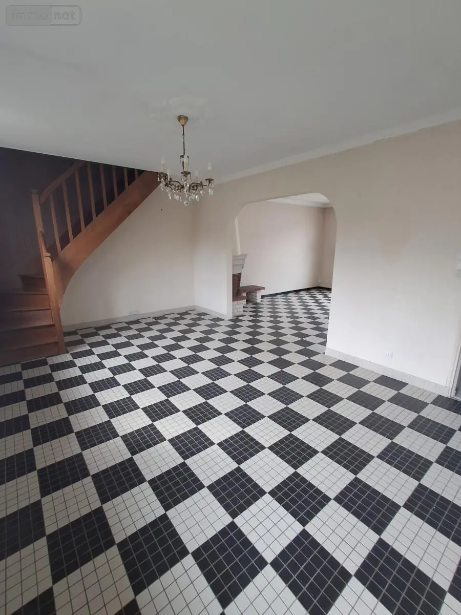 Maison a vendre La Flèche 72200 Sarthe 72 66 m2 2 pièces 137000 euros 72042-529 006
