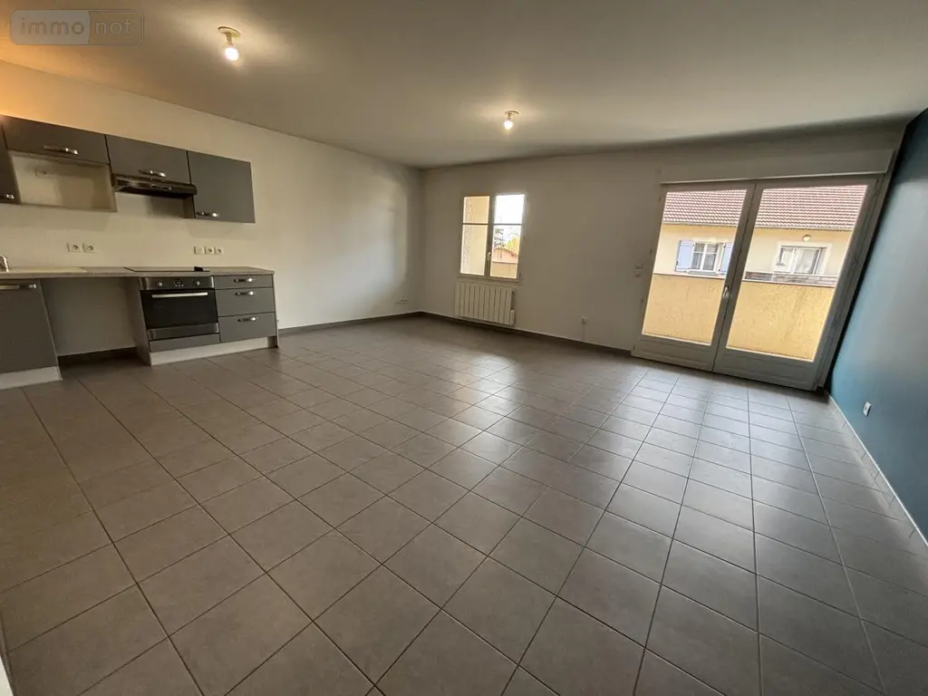 Appartement a vendre Crémieu 38460 Isère 38 73 m2 3 pièces 251000 euros 01037-906 002