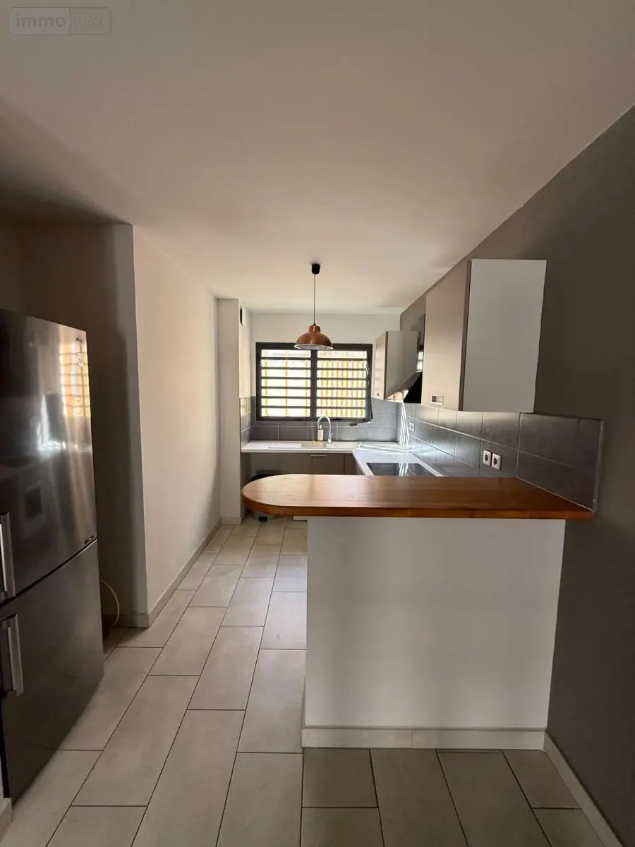 Appartement a vendre Saint-Pierre 97250 Martinique 972 75 m2 4 pièces 315000 euros 97410-735 006