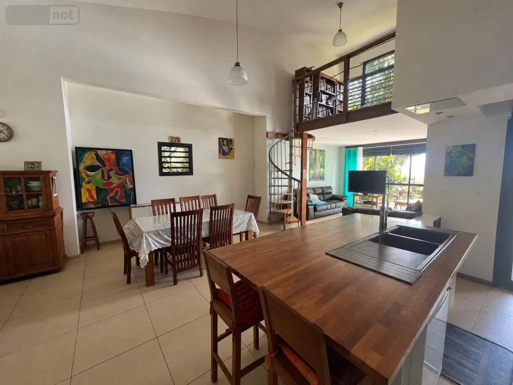 Maison a vendre Saint-Pierre 97410 La Réunion 974 120 m2 4 pièces 475000 euros 97411-382 002