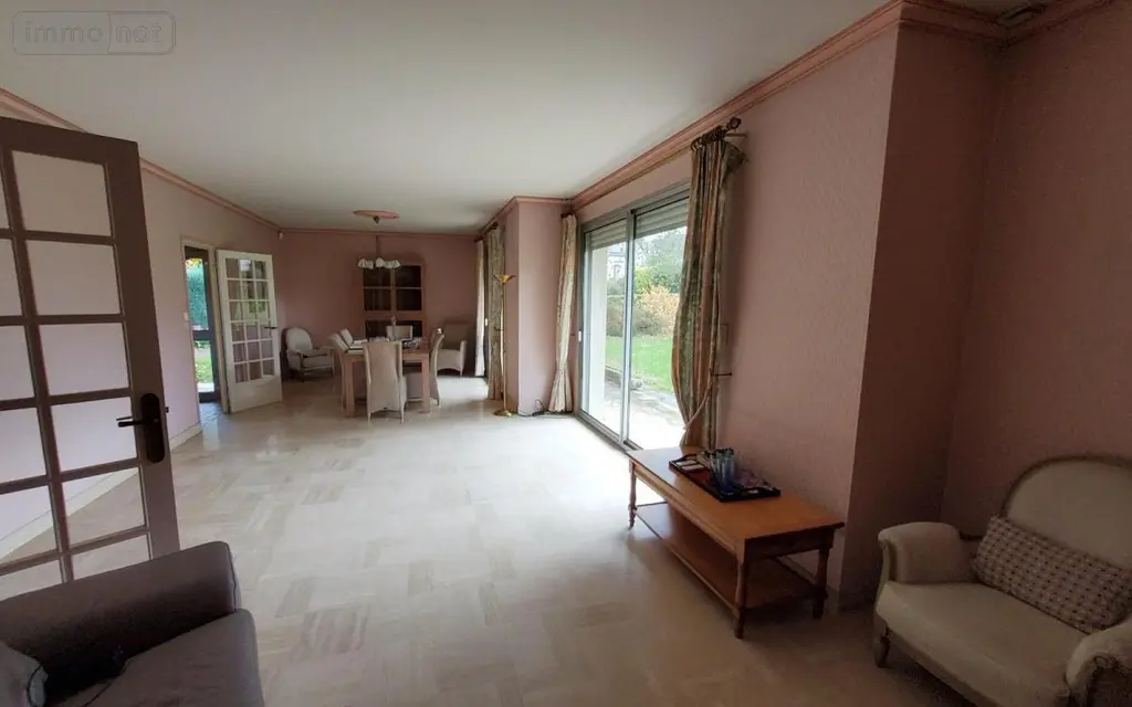 Maison a vendre Carhaix-Plouguer 29270 Finistère 29 171 m2 7 pièces 299250 euros 29066-3739 010