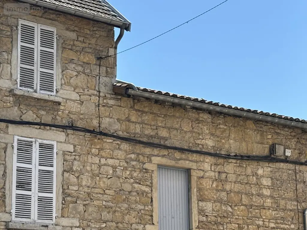 Immeuble de rapport a vendre Lagnieu 01150 Ain 01 291 m2 469000 euros 01037-918 022