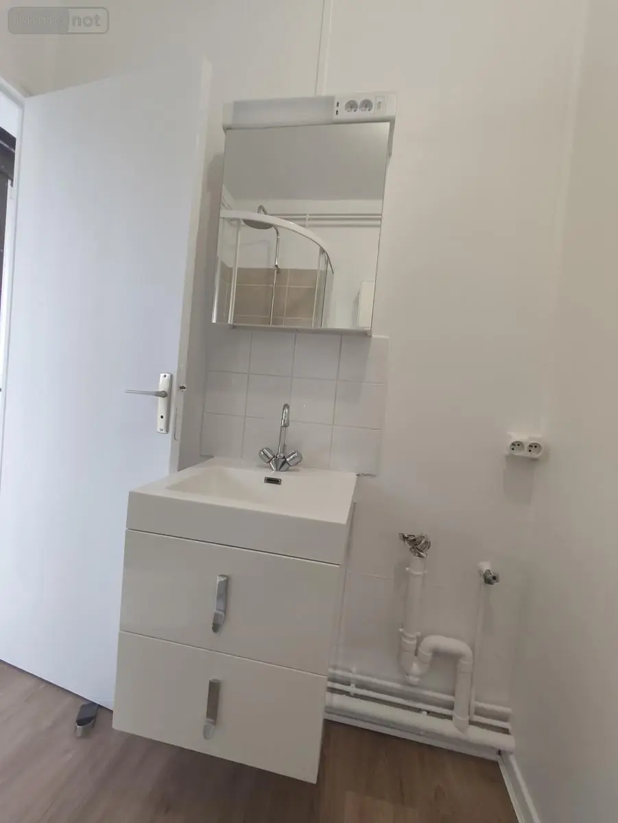 Location appartement Béthune 62400 Pas-de-Calais 62 45 m2 2 pièces 570 euros 62096-L6 005