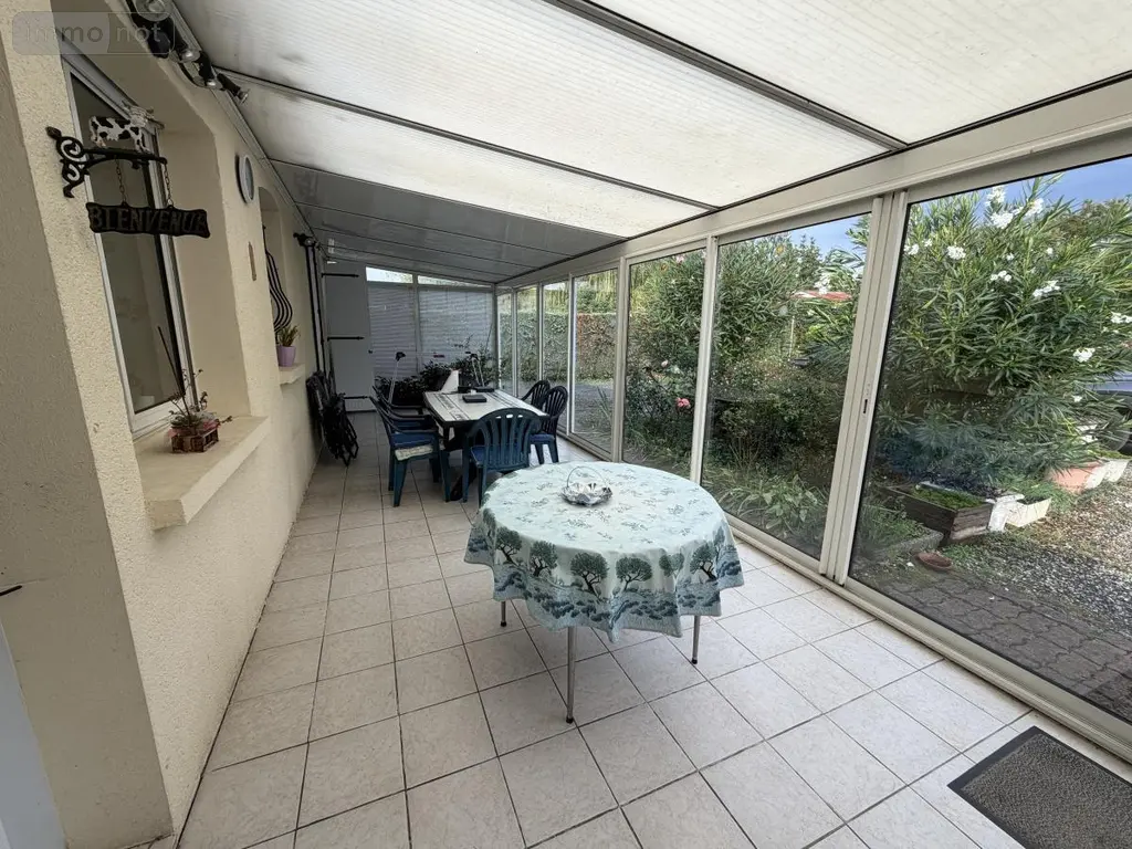 Maison a vendre Magné 79460 Deux-Sèvres 79 121 m2 244400 euros 79066-127 016