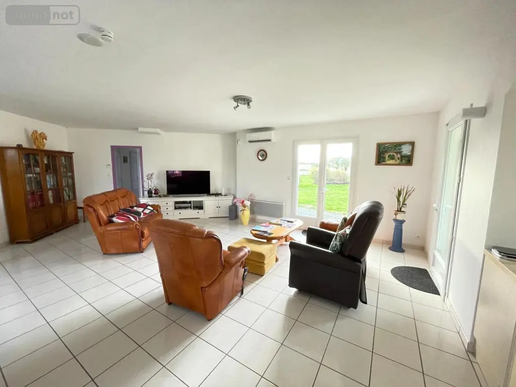 Maison a vendre Montreuil 85200 Vendée 85 129 m2 4 pièces 208000 euros 17015-500 003