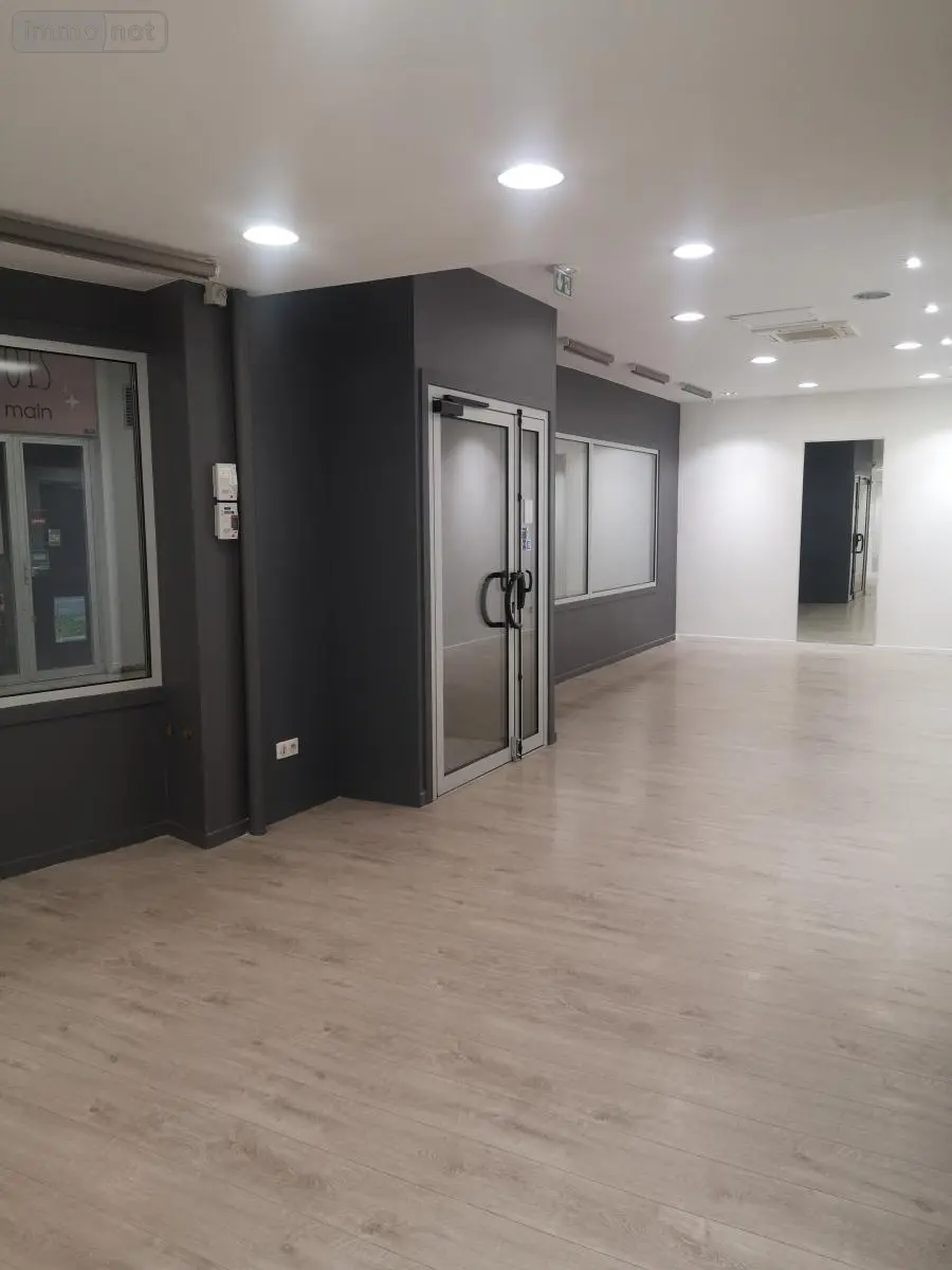 Fonds et murs commerciaux a vendre Cambrai 59400 Nord 59 72 m2 3 pièces 55500 euros 59084-1873 010