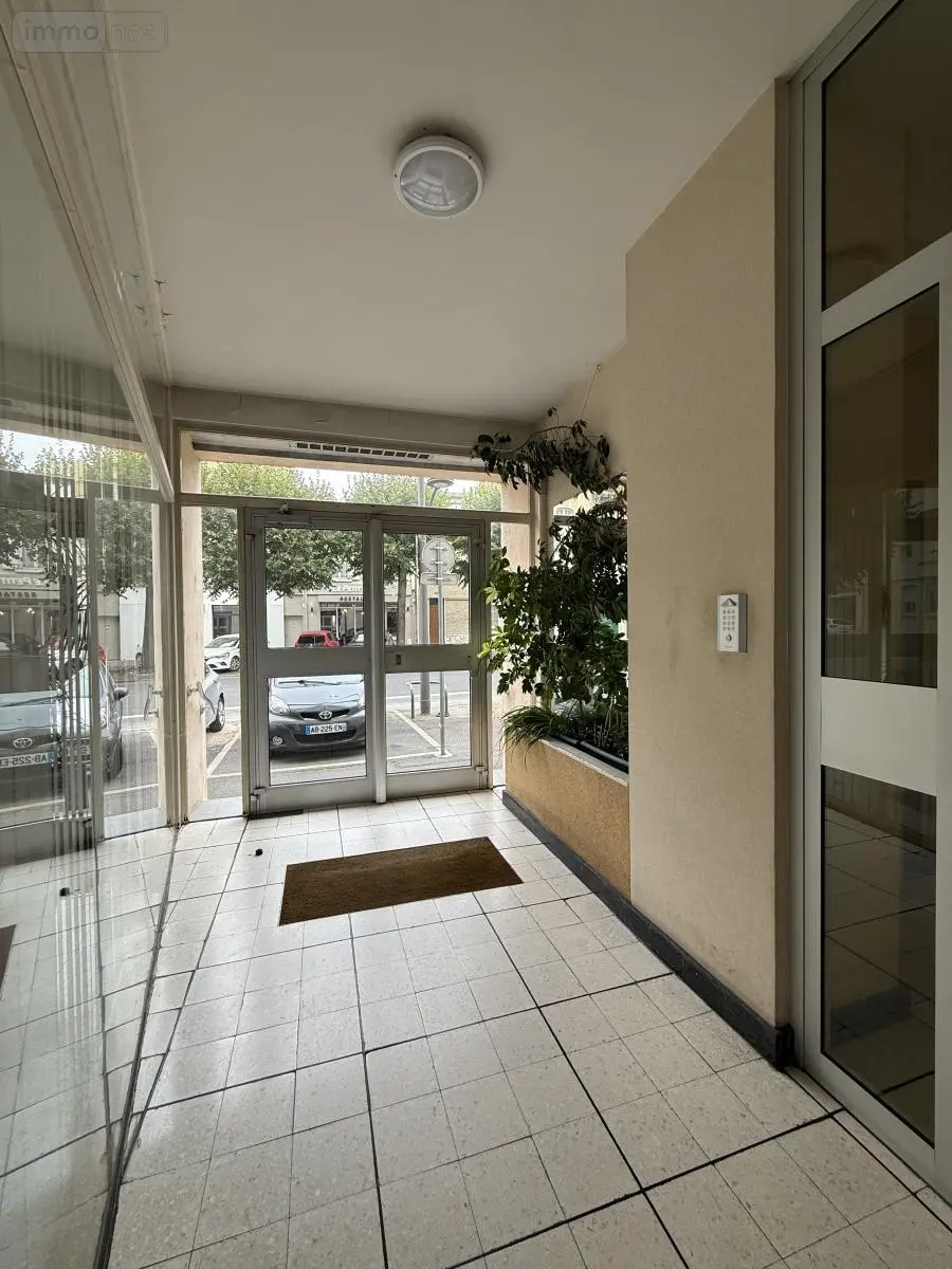Appartement a vendre Reims 51100 Marne 51 76 m2 3 pièces 187000 euros 51066-2117 021