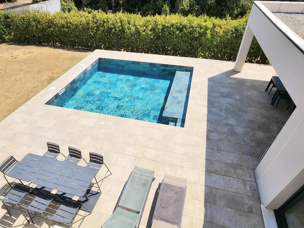 Maison a vendre Uchaux 84100 Vaucluse 84 220 m2 8 pièces 669000 euros 26060-861 013