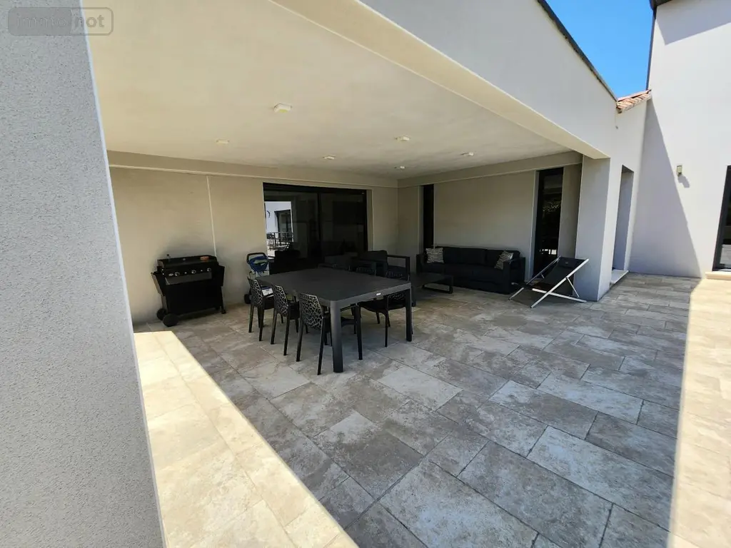 Maison a vendre Uchaux 84100 Vaucluse 84 220 m2 8 pièces 669000 euros 26060-861 009