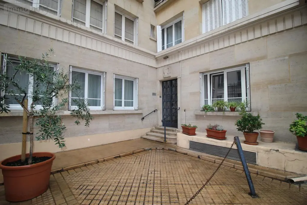Appartement a vendre Paris 15e Arrondissement 75015 Paris 75 37 m2 2 pièces 336000 euros 94029-275 002