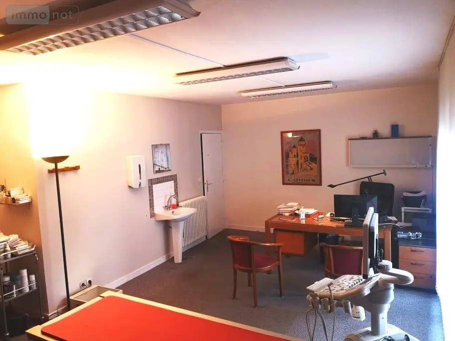 Fonds et murs commerciaux a vendre Laval 53000 Mayenne 53 85 m2 3 pièces 124950 euros 53003-195 004