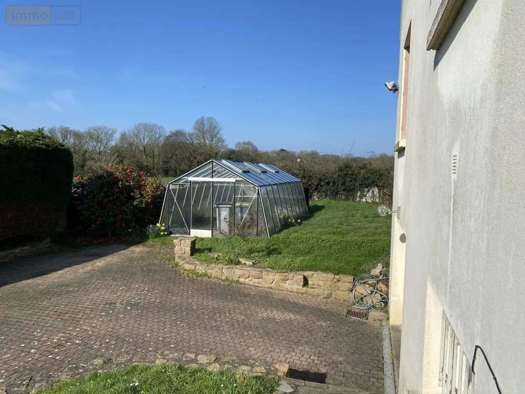 Maison a vendre Ploëzal 22260 Côtes-d'Armor 22 115 m2 273000 euros 22079-851 009